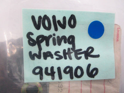 *NEW OEM* (LOT OF 4) 0810 Volvo Penta Spring Washer 941906