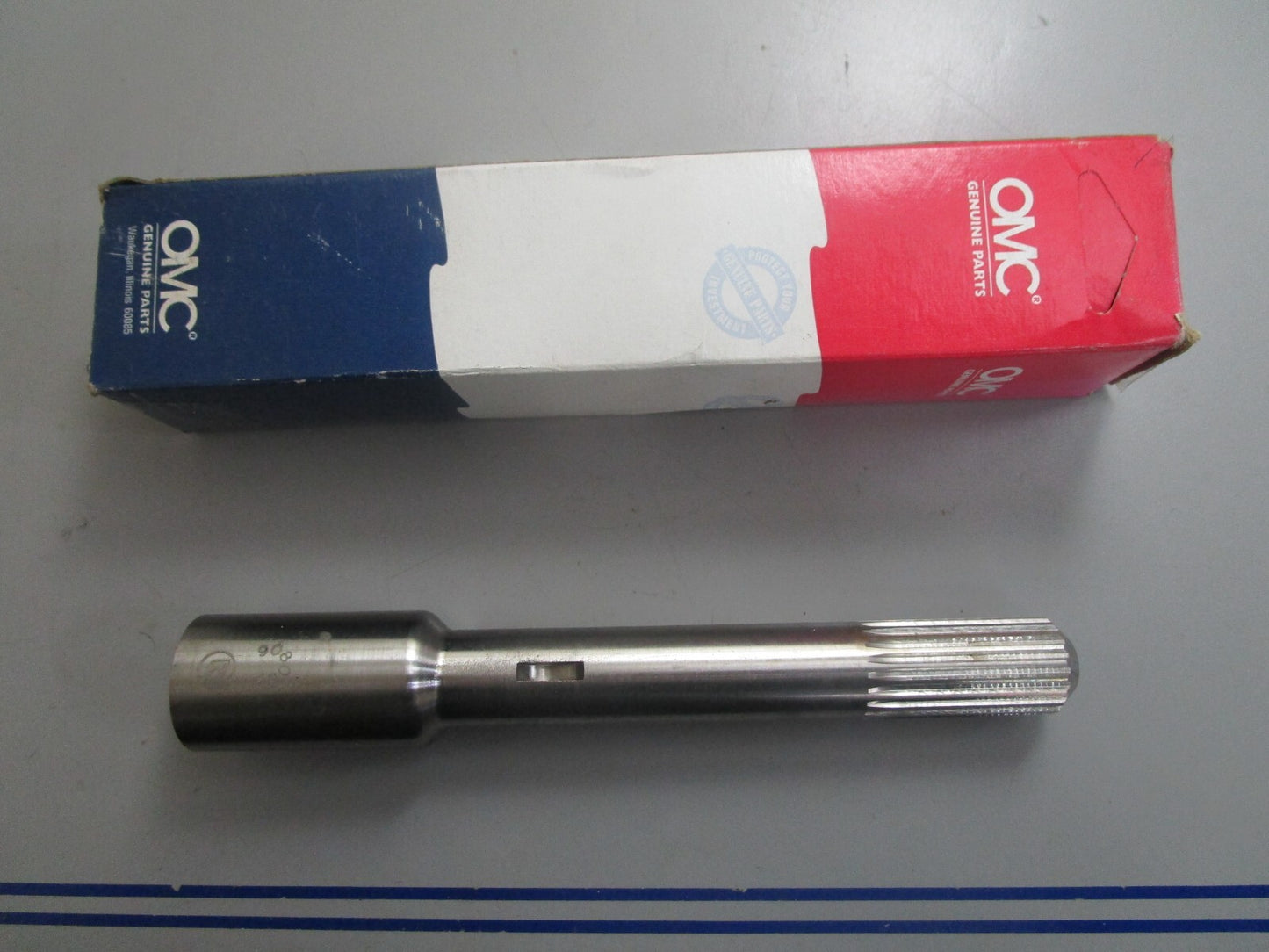 *NEW OEM* 0820 OMC Johnson Evinrude Drive Shaft 908087 0908087