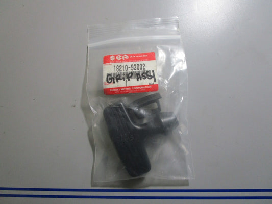 *NEW OEM* 0810 Suzuki Grip Assembly 18210-93002