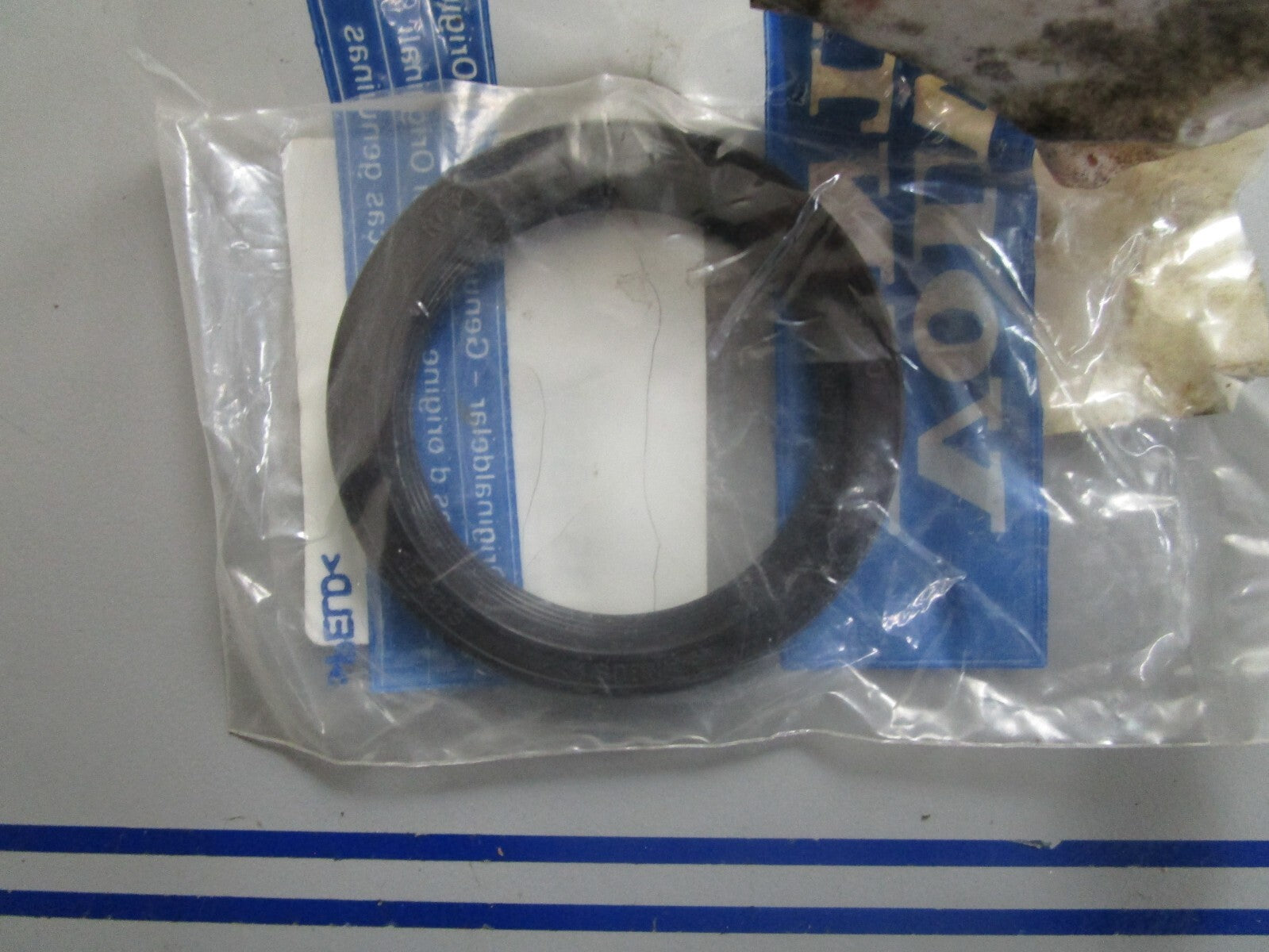 *NEW OEM* 0810 Volvo Penta Sealing Ring 859659