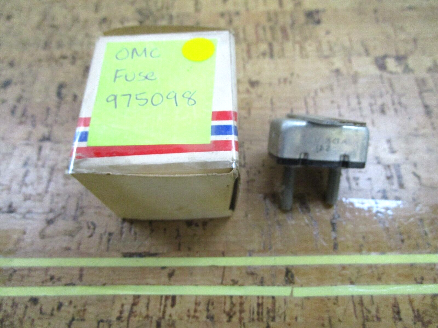 *NEW OEM* 0750 OMC Johnson Evinrude FUSE 975098 0975098