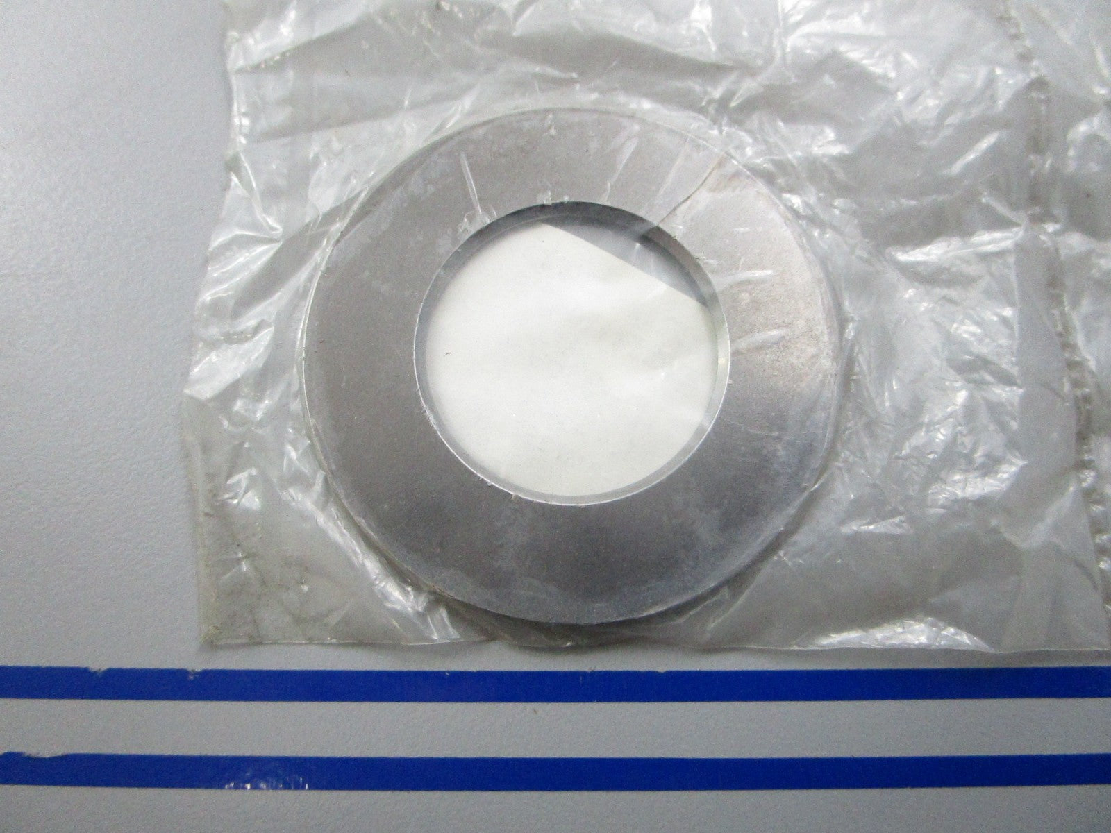 *NEW OEM* 0810 OMC Johnson Evinrude Washer 310413 0310413