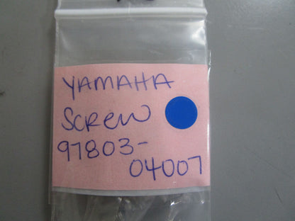 *NEW OEM* (LOT OF 8) 0770 Yamaha Screw 97803-04007