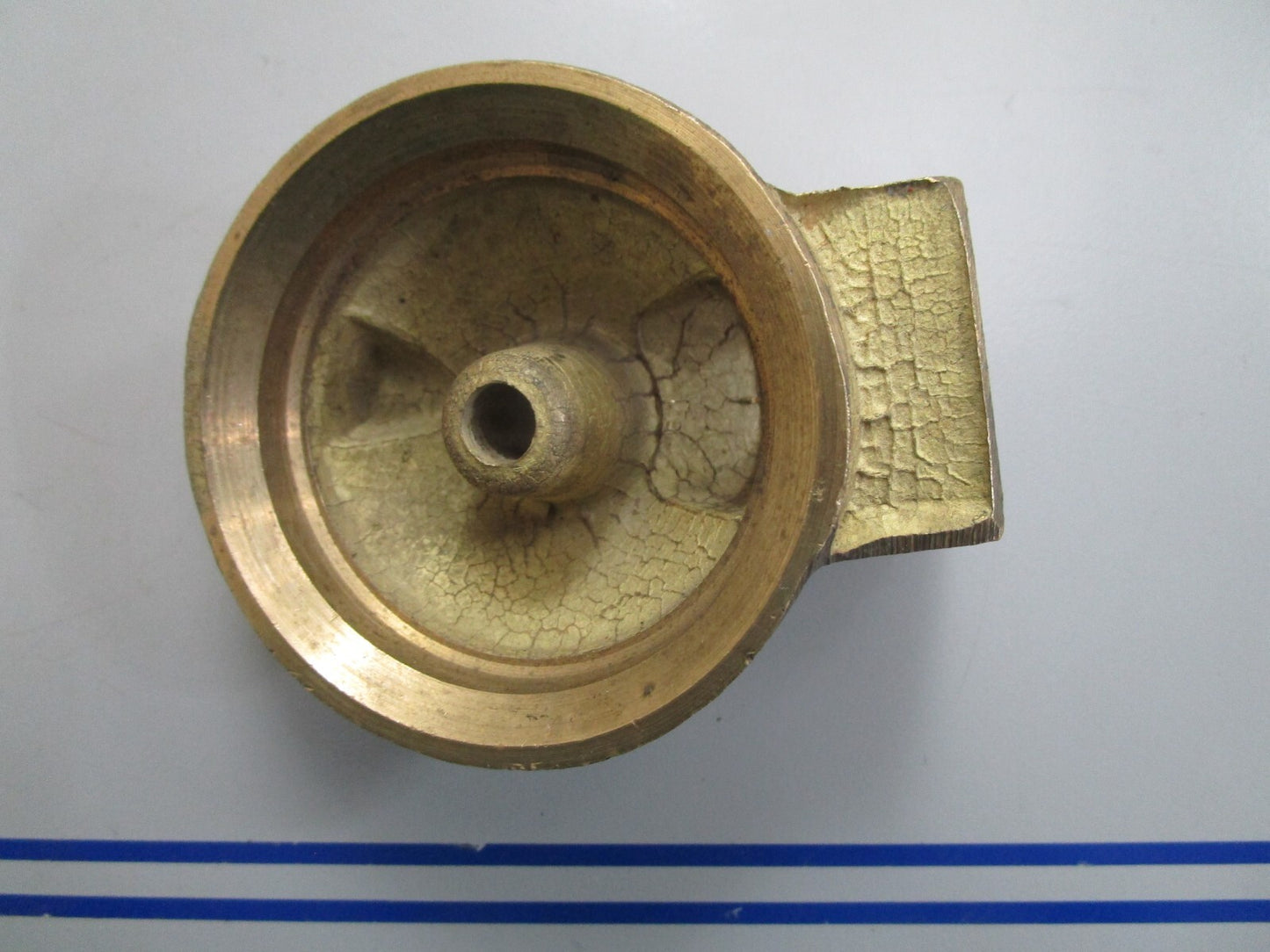 *NEW OEM* 0820 Volvo Penta Oil Cooler End Cover 831044