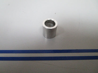 *NEW OEM* 0810 Volvo Penta Spacer 854486