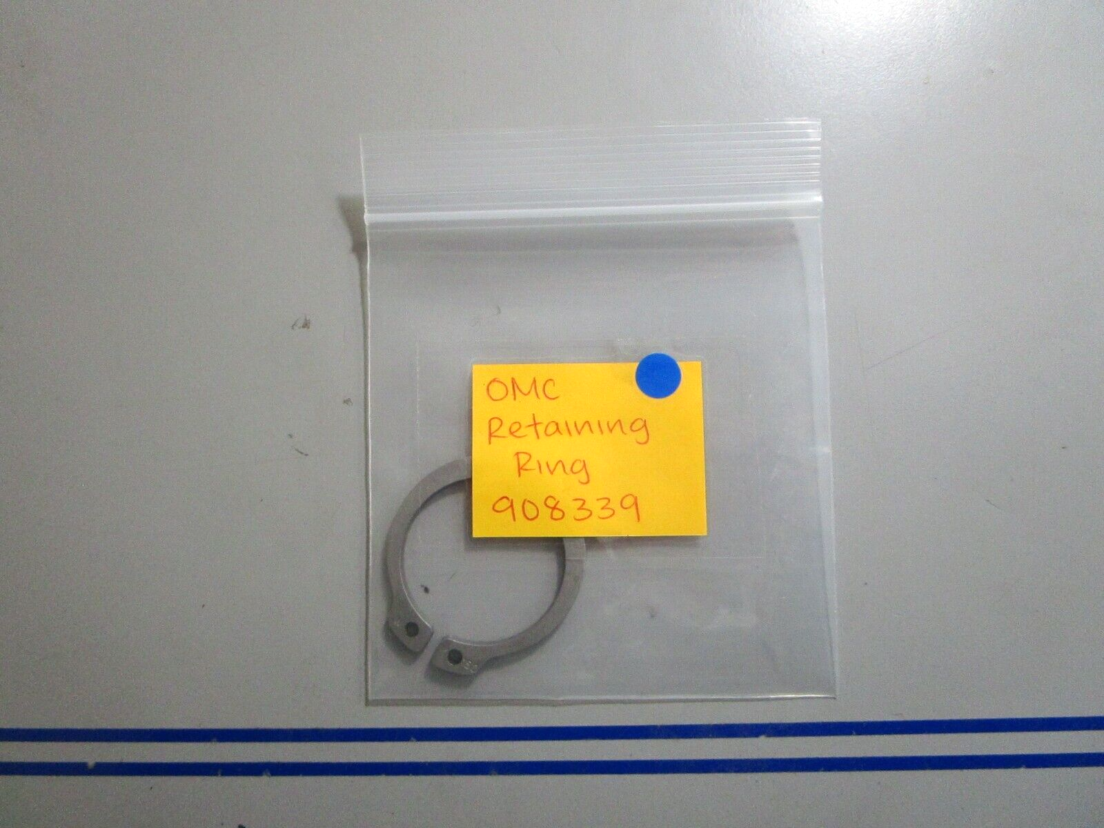 *NEW OEM* 0810 OMC Johnson Evinrude Retaining Ring 908339 0908339