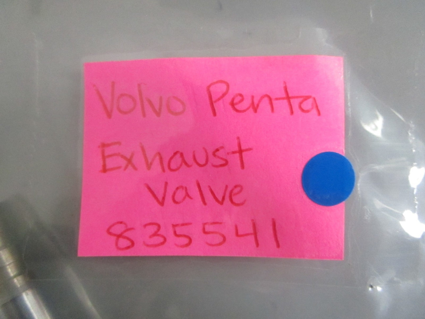 NEW OEM 835541 Volvo Penta Exhaust Valve 0820