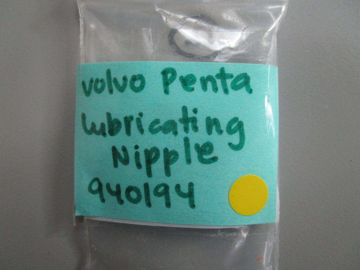 *NEW OEM* 0810 Volvo Penta Lubricating Nipple 940194
