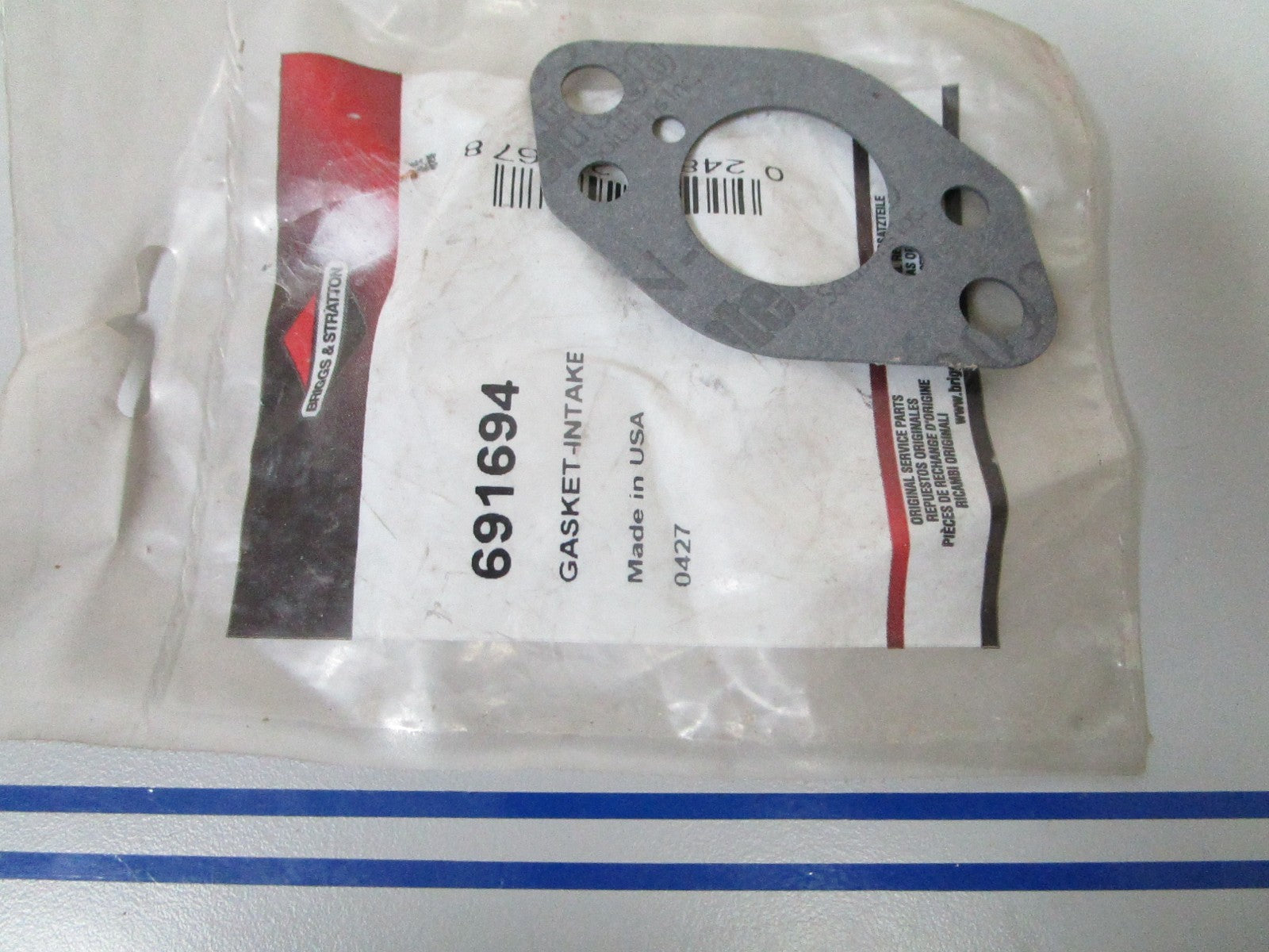 NEW OEM 691694 Briggs & Stratton Intake Gasket 0810