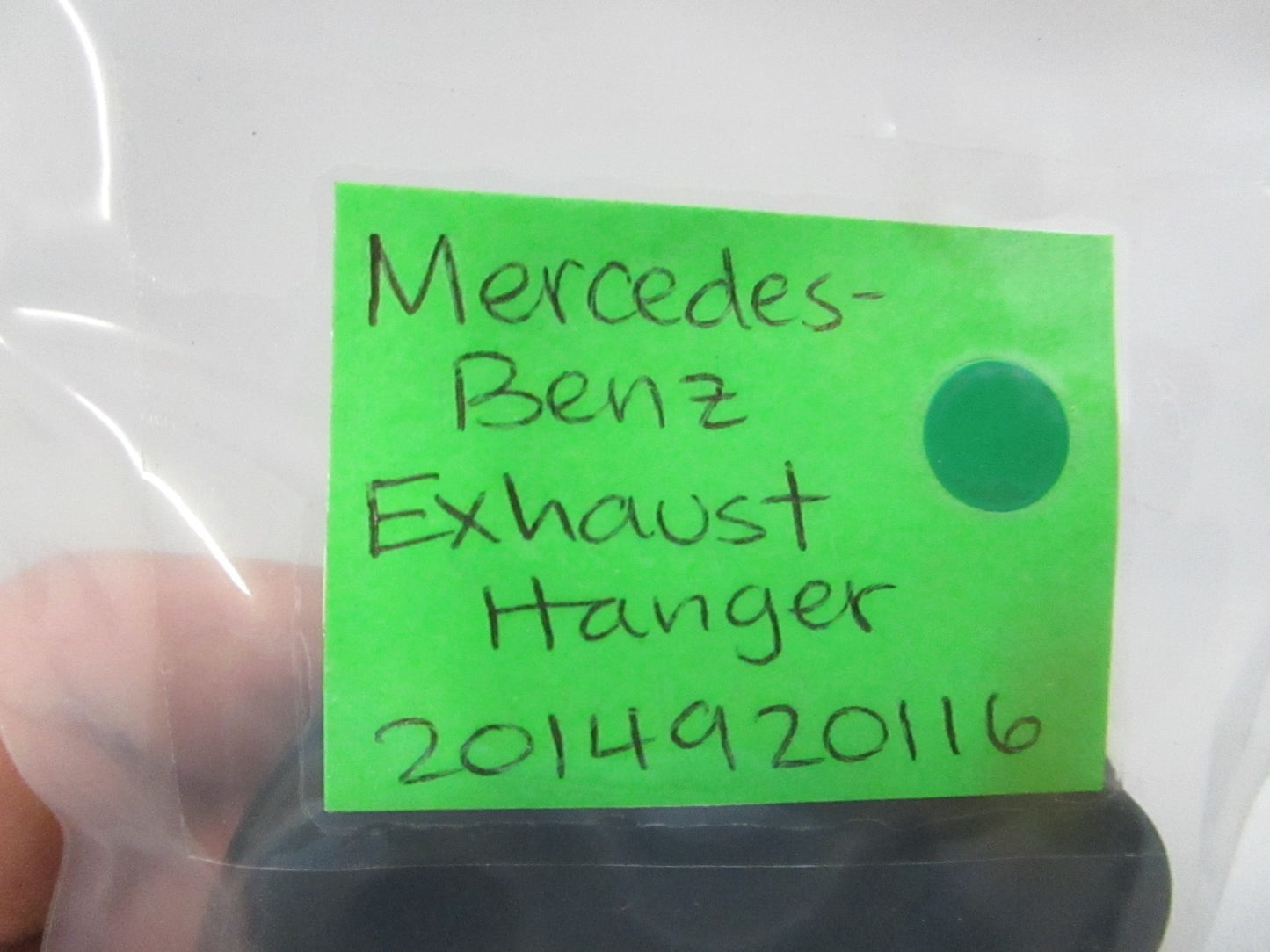 NEW OEM 2014920116 Mercedes-Benz Exhaust Hanger 0810