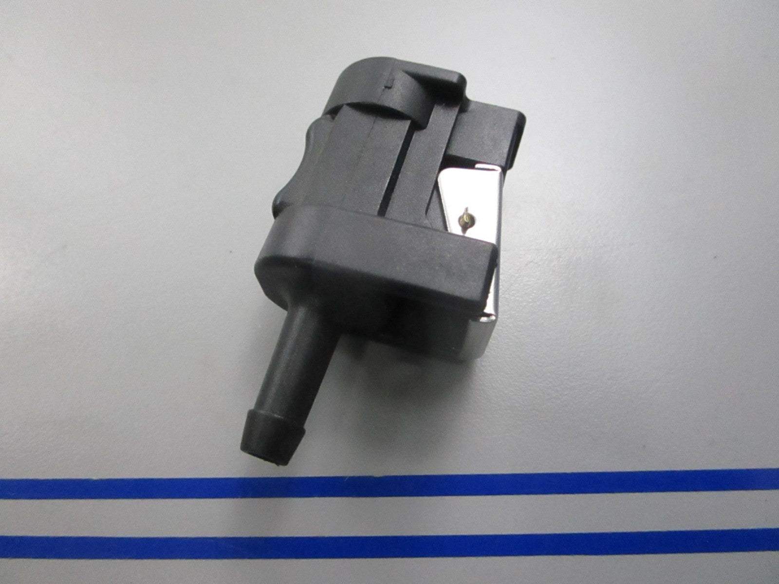 NEW 18-80413 Replaces: Yamaha 6G1-24305-04-00 Sierra Fuel Connector 0810