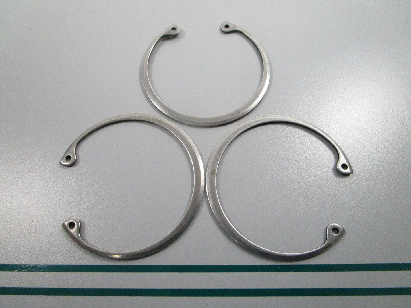 NEW OEM (LOT OF 3) 308628 0308628 OMC Johnson Evinrude Retaining Ring 0810