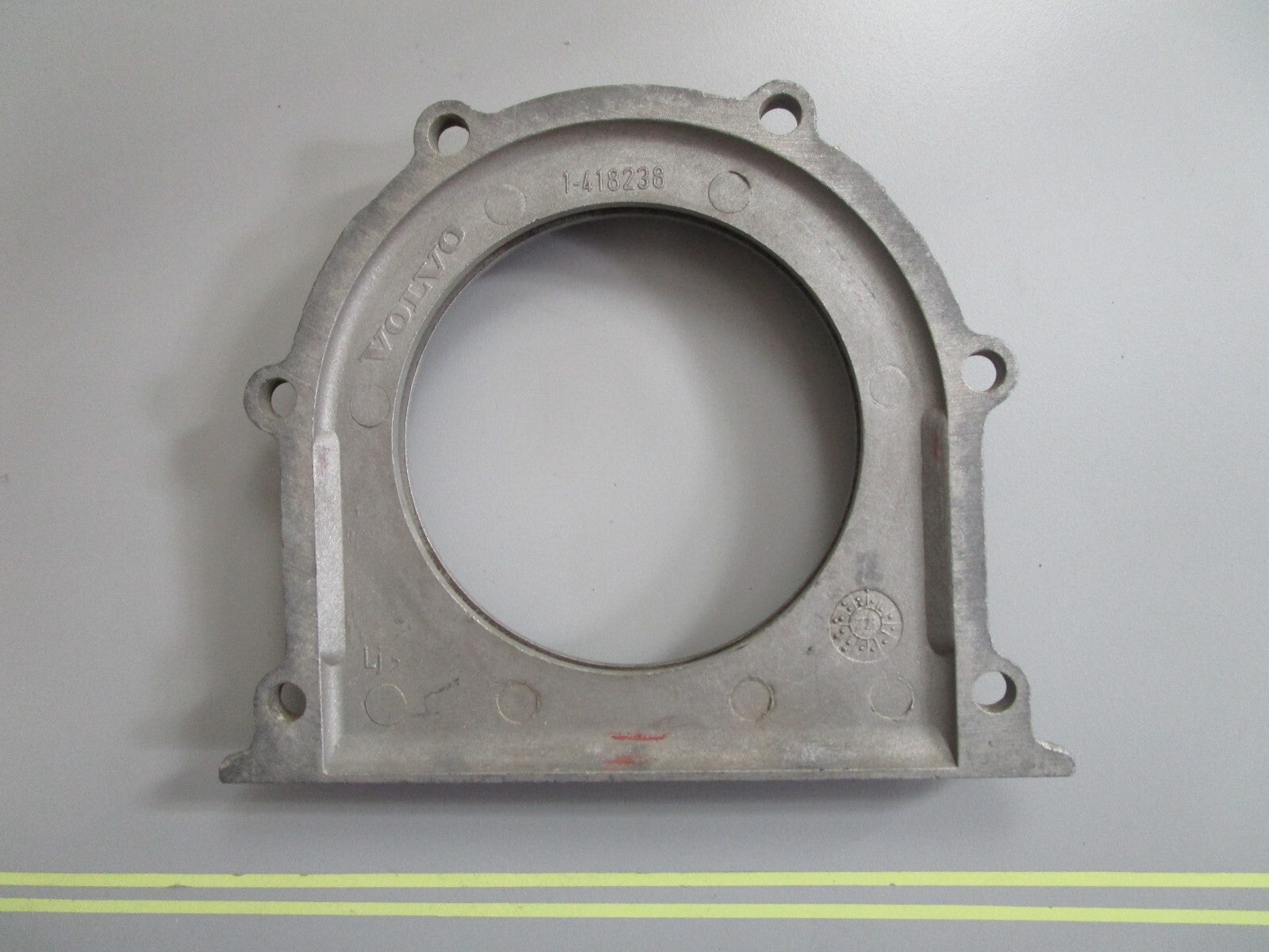 *NEW OEM* 0810 Volvo Penta Crankshaft Flange 418238