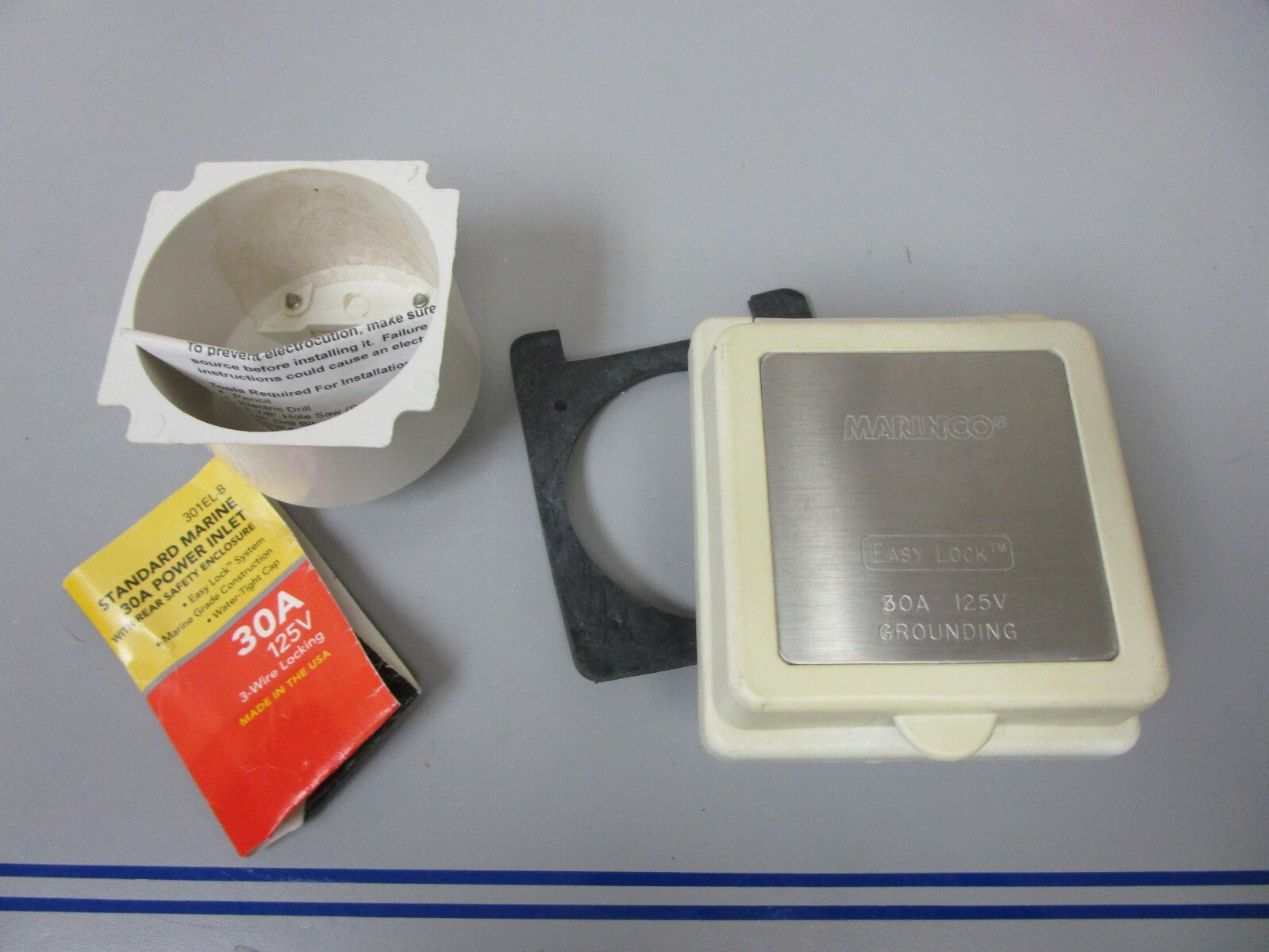 *NEW OEM* 0720 Marinco 30AMP 125V Power Inlet 301EL-B