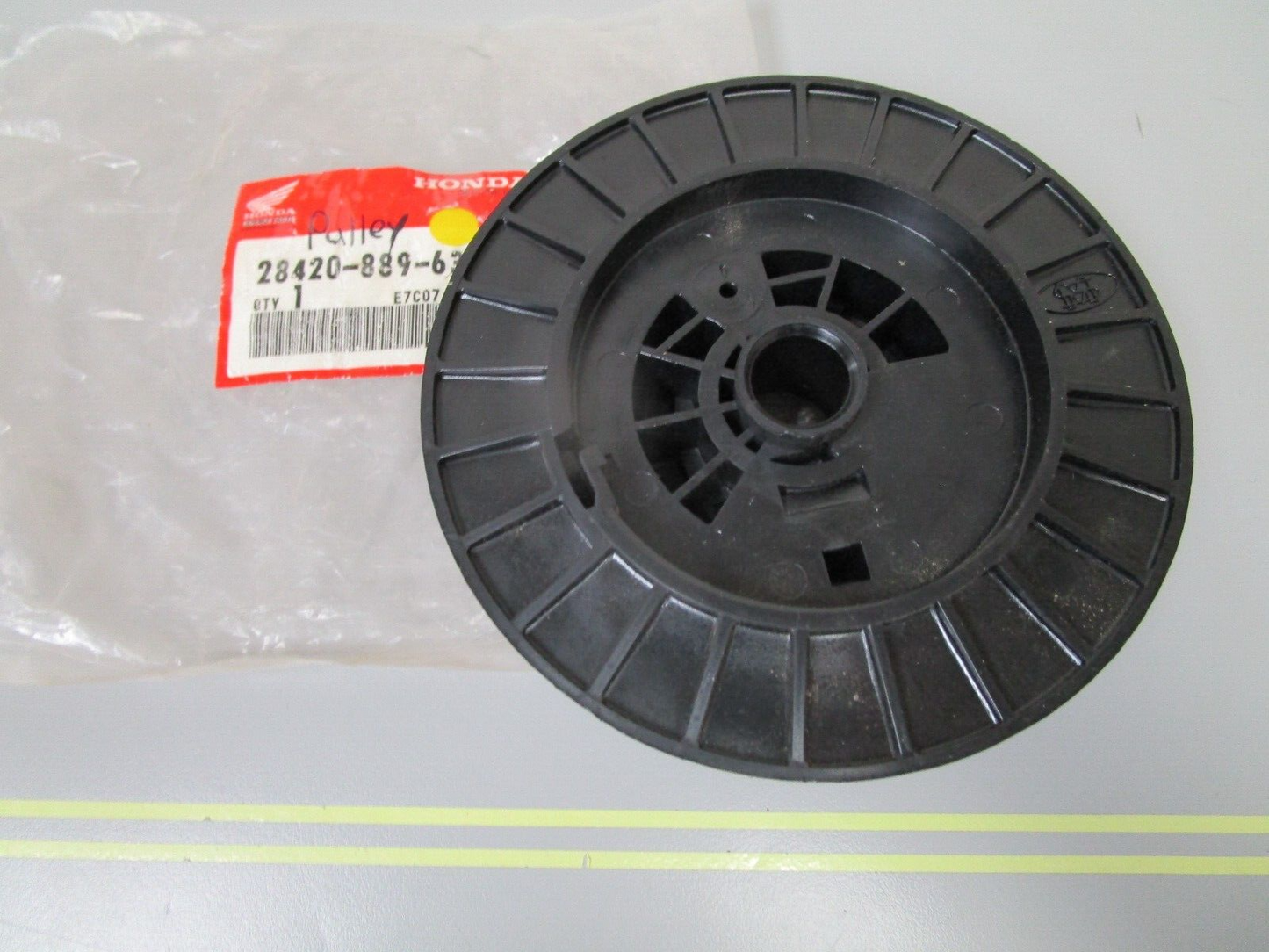 *NEW OEM* 0720 Honda HS EB WT30X Starter Pulley 38420-889-631