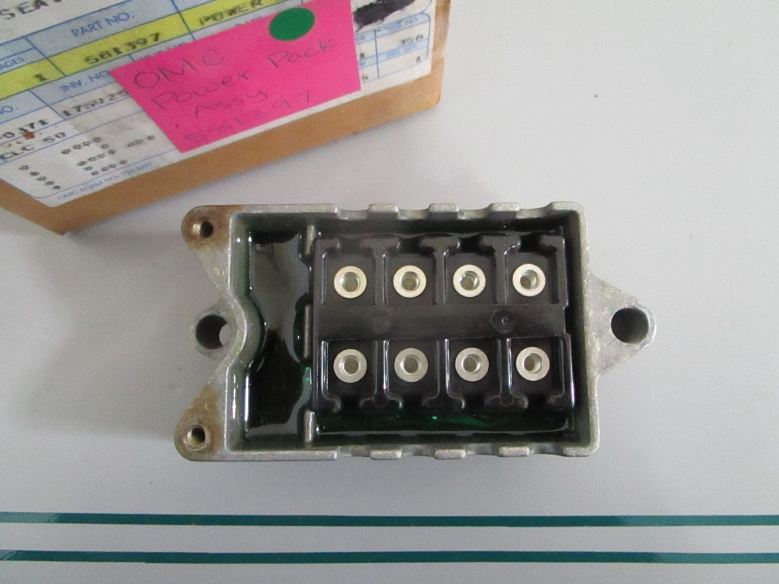NEW OEM 581397 0581397 OMC Johnson Evinrude Power Pack Assy 0820