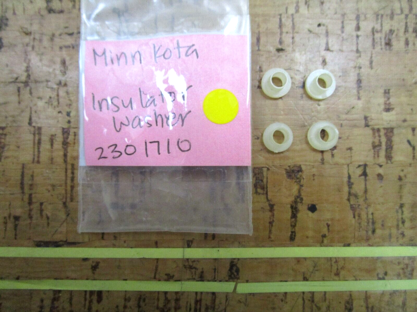*NEW* (LOT OF 4) 0750 Minn-Kota INSULATOR WASHER 2301710