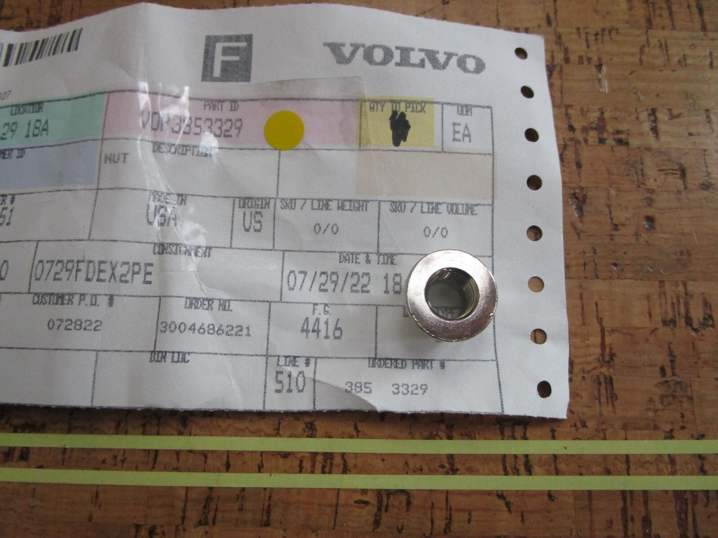 *NEW OEM* 0810 Volvo Penta Nut 3853329