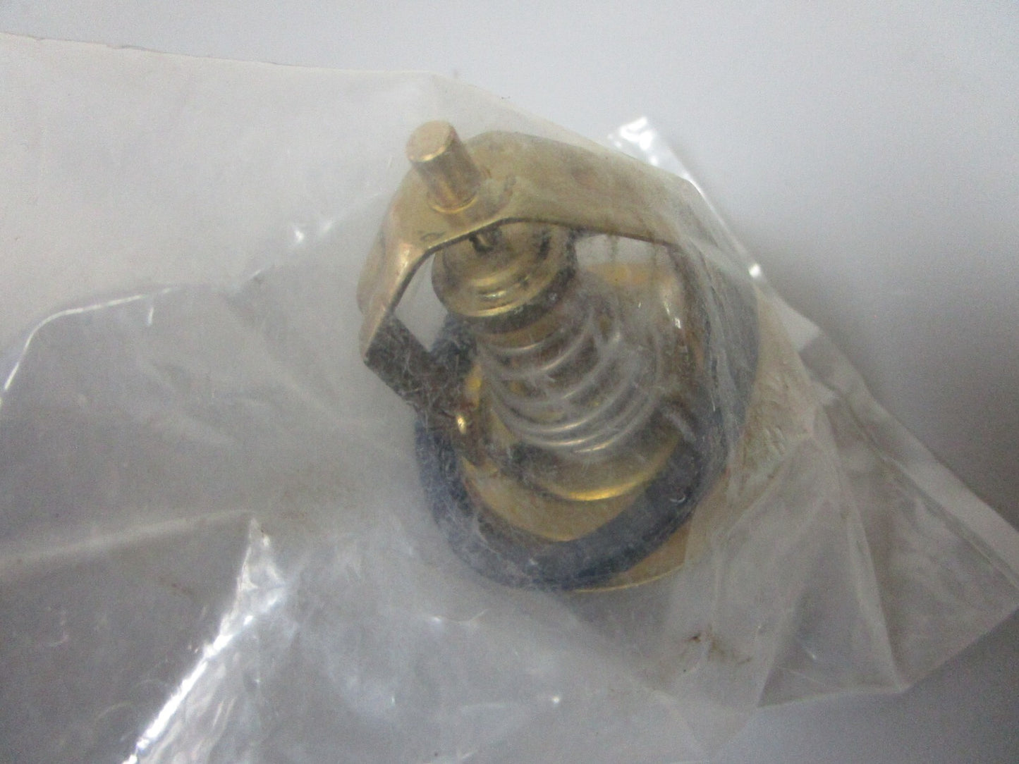 *NEW OEM* 0720 Volvo Penta Thermostat Kit 875791