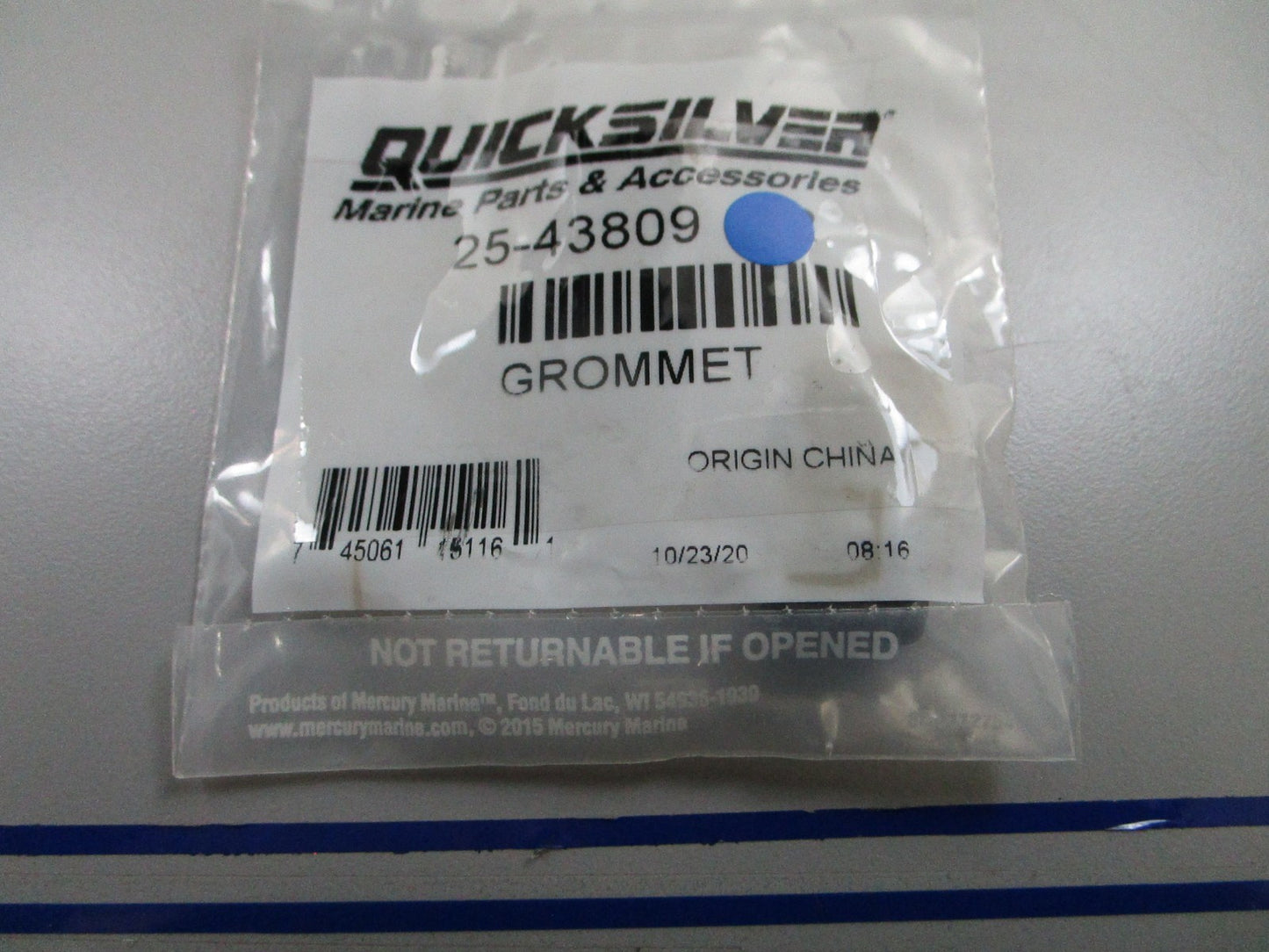 *NEW OEM* (LOT OF 2) 0840 Mercury Quicksilver Grommet 25-43809