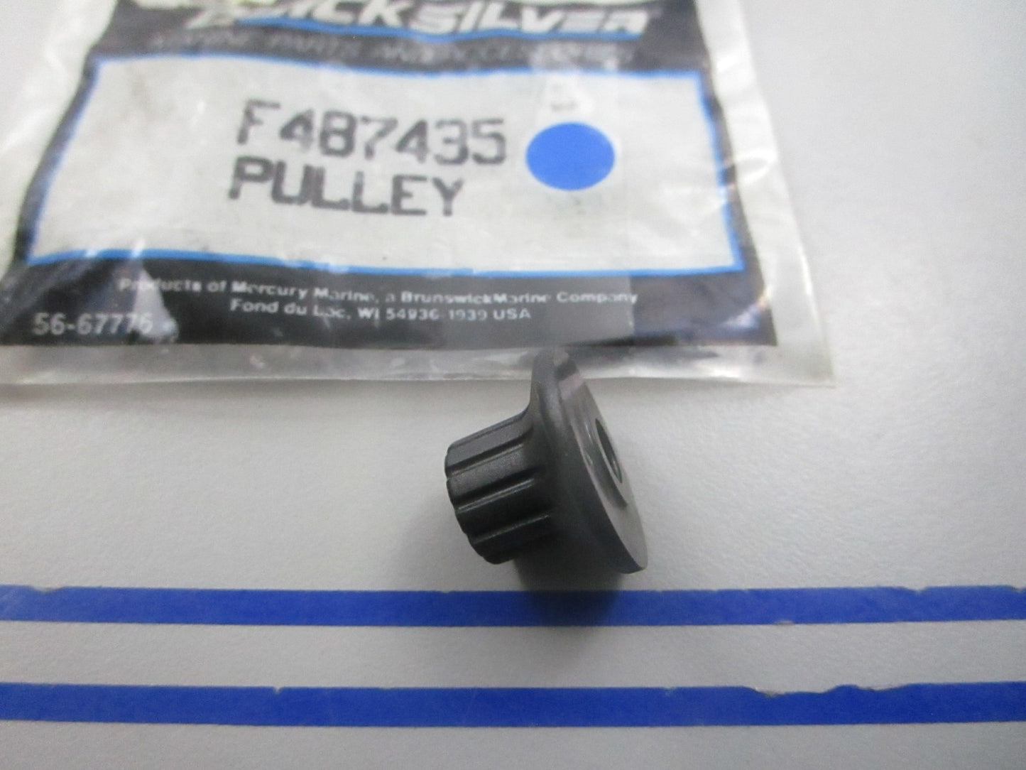NEW OEM F487435 Mercury Quicksilver Pulley 0810