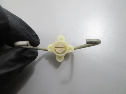 *NEW OEM* 0810 OMC Johnson Evinrude Yoke & Nut 377600 0377600