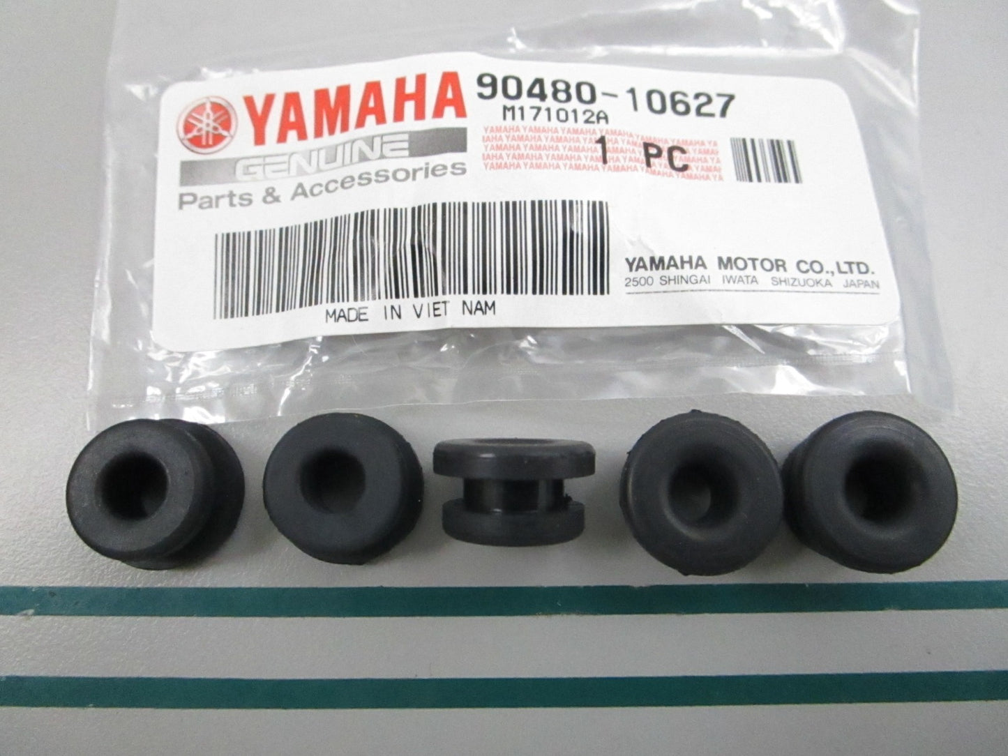 NEW OEM (LOT OF 5) 90480-10627-00 Yamaha Grommet 0810