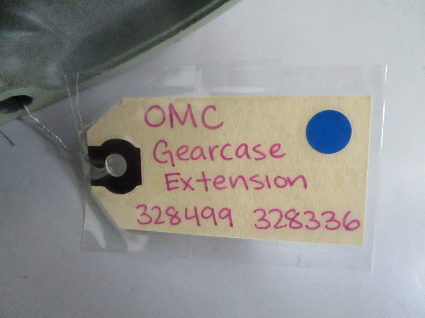 *NEW OEM* 0820 OMC Johnson Evinrude Gearcase Extension 328499 0328499 328336