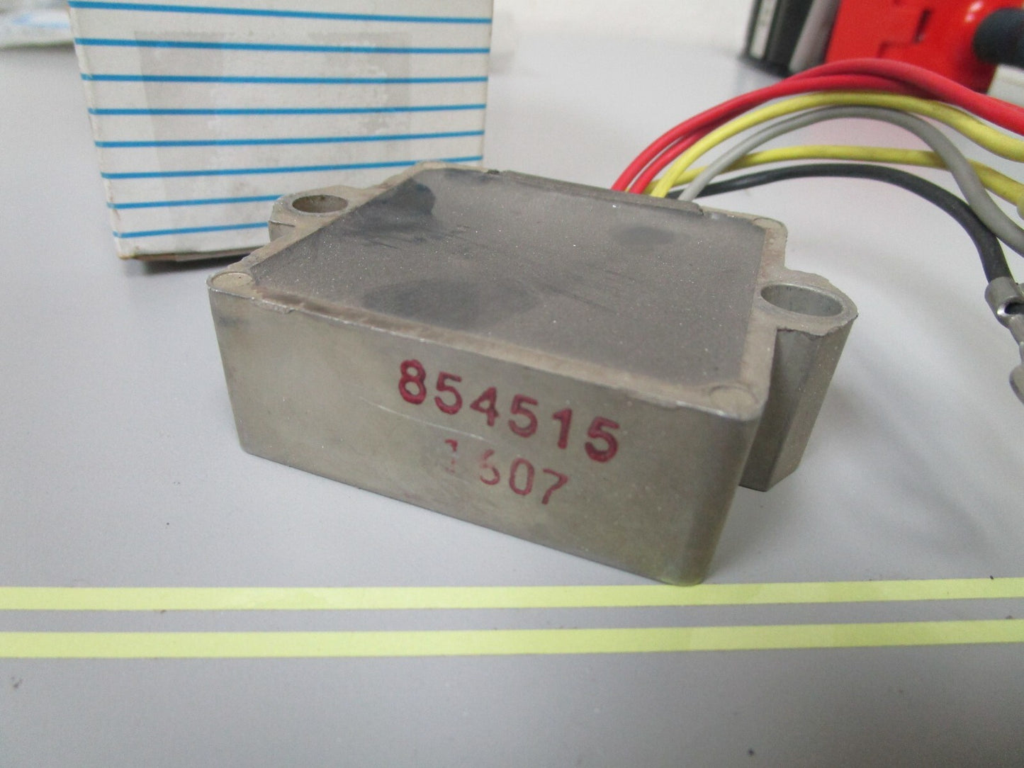 *NEW OEM* 0720 Mercury Quicksilver Voltage Regulator 854515