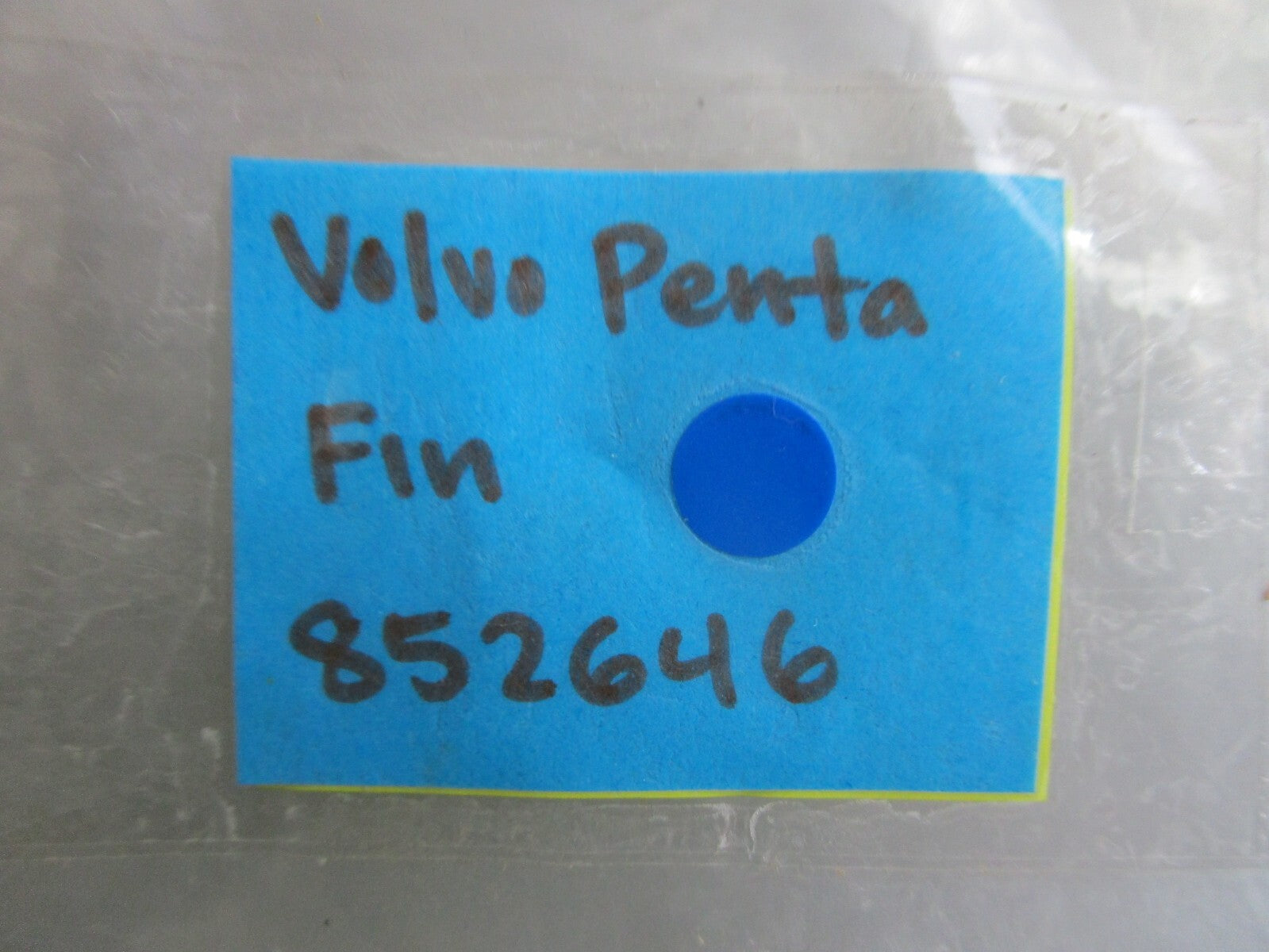 *NEW OEM* 0820 Volvo Penta Fin 852646