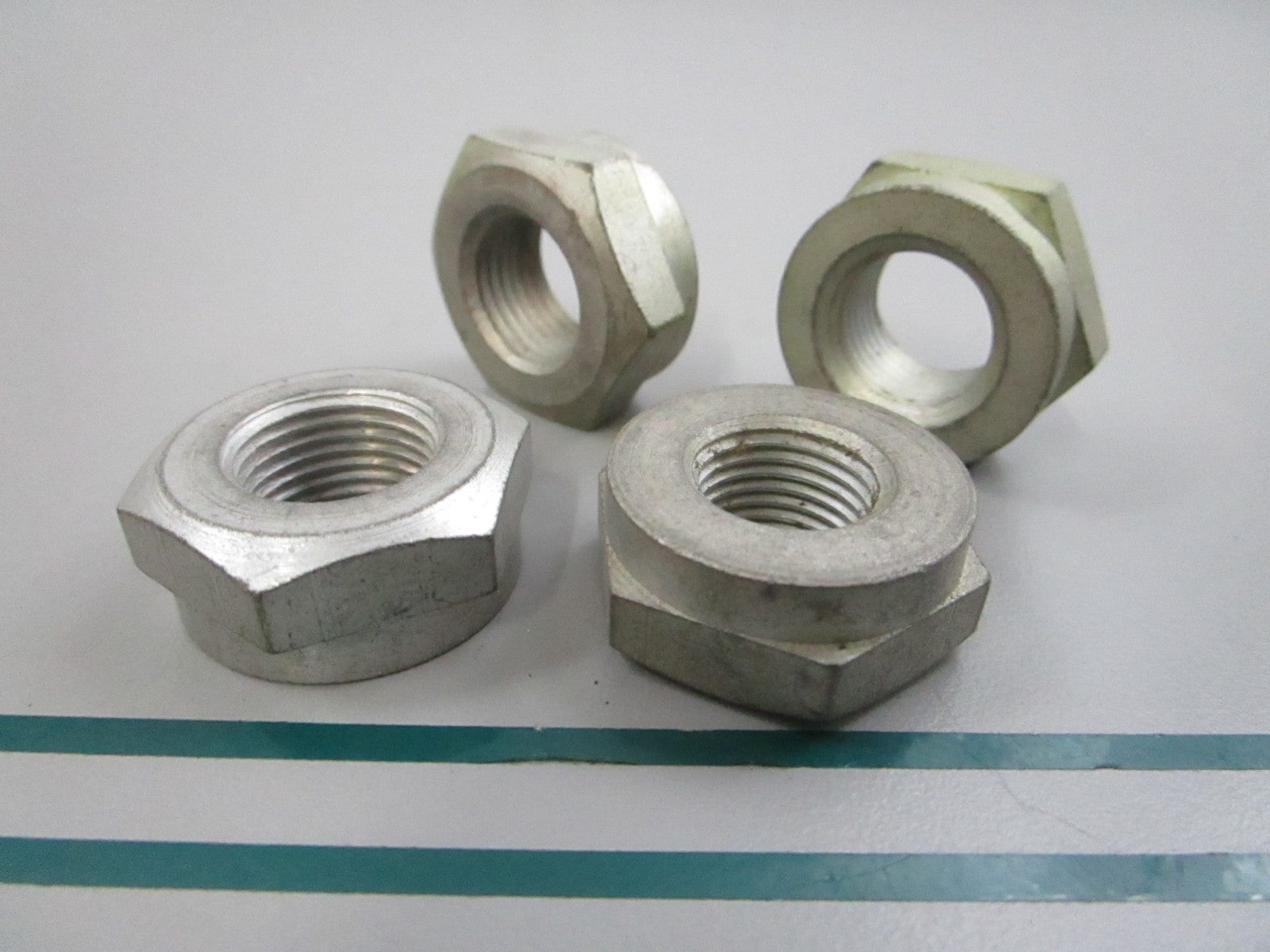 NEW OEM (LOT OF 2) 308457 0308457 OMC Johnson Evinrude Nut 0810
