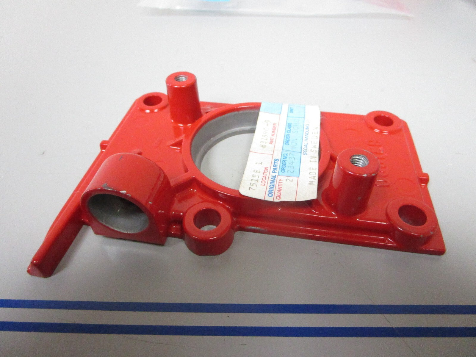 *NEW OEM* 0720 Volvo Penta Heat Exchanger Cover 831890