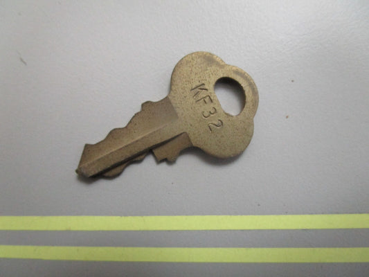 *NEW OEM* 0810 OMC Johnson Evinrude Ignition Key KF32 501547 0501547