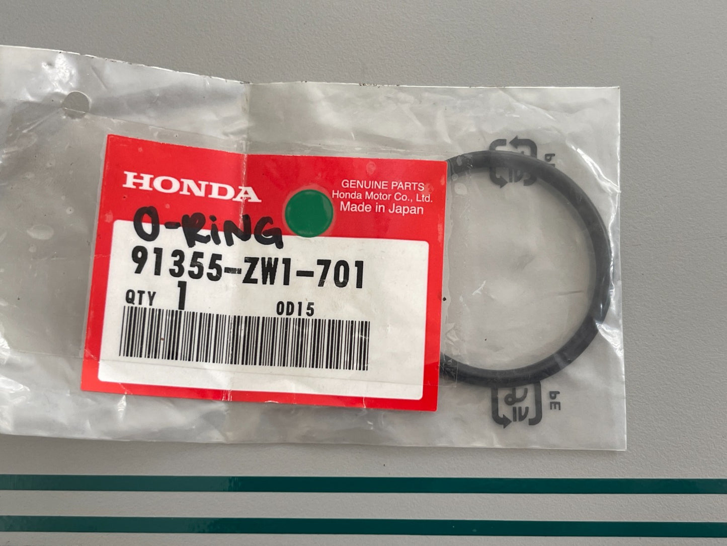 NEW OEM 91355-ZW1-701 Honda O-Ring 0810