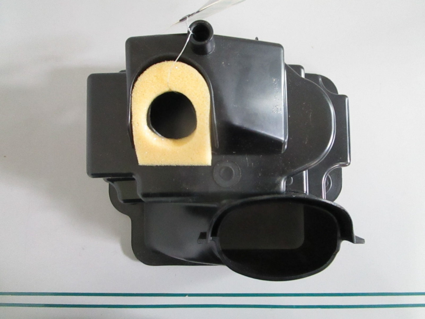 NEW OEM W10765378 Whirlpool Refrigeretor Bracket 0820