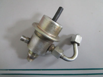 NEW OEM 0000780392 0438161001 Mercedes-Benz Bosch Fuel Pressure Regulator 0820