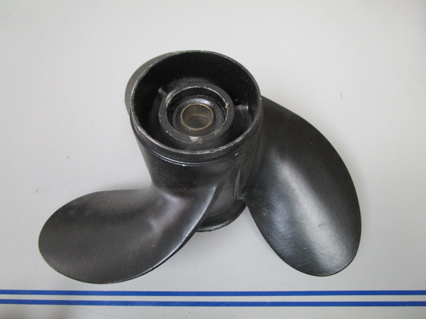 *NEW OEM* 0720 Mercury Quicksilver 8 Spline 8.9 x 9 Propeller