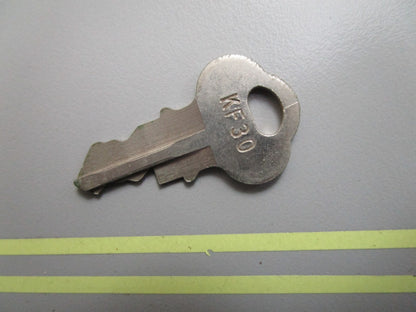 *NEW OEM* 0810 OMC Johnson Evinrude Ignition Key KF30 501545 0501545