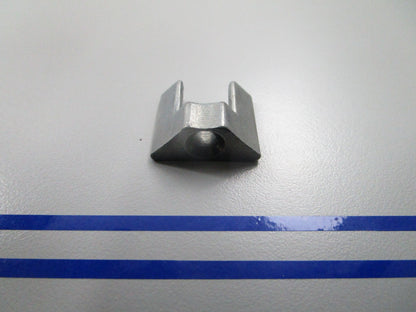 *NEW OEM* 0810 Yamaha Anode 688-11325-00-00