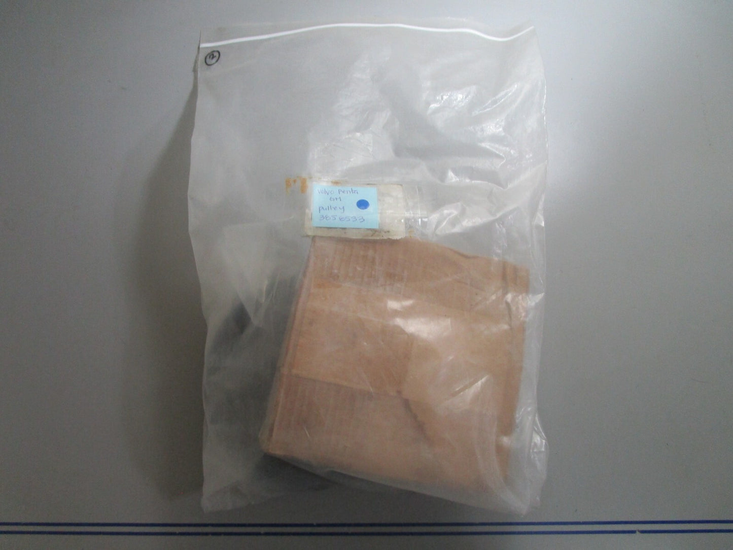 *NEW OEM* 0810 Volvo Penta GM Pulley 3858533