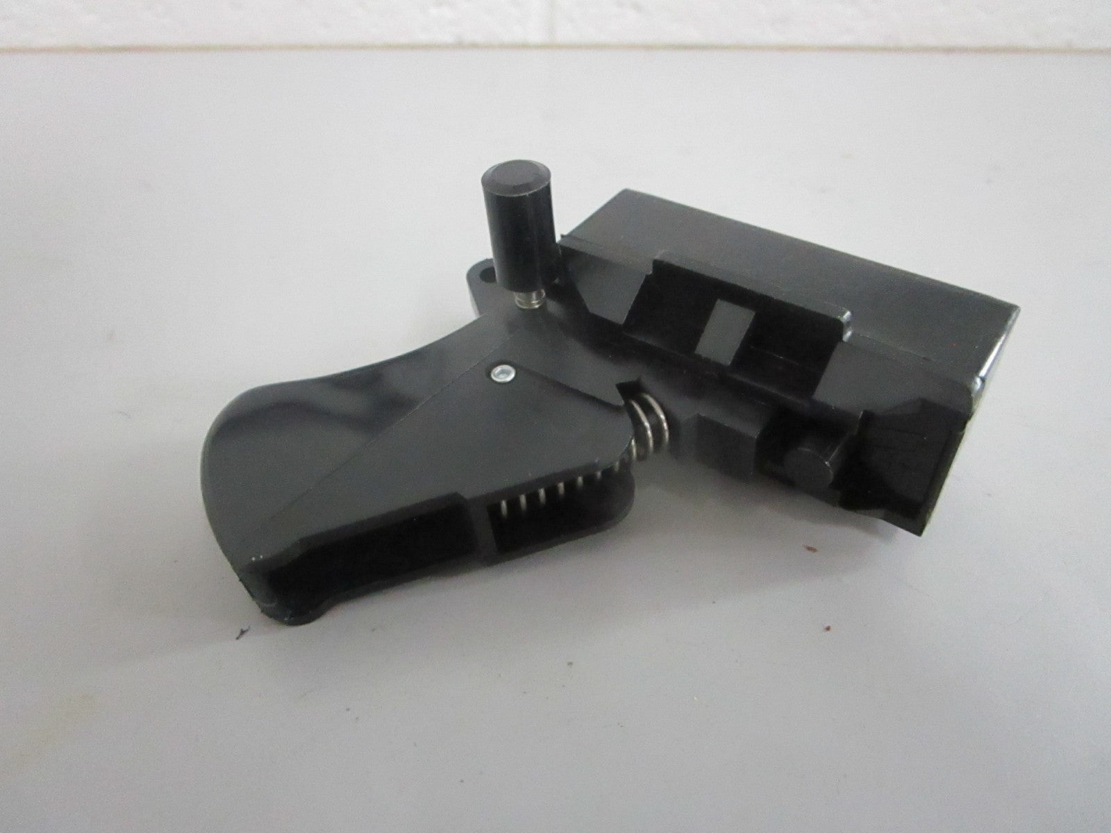 NEW OEM 131004-00 Black+Decker Switch 0820