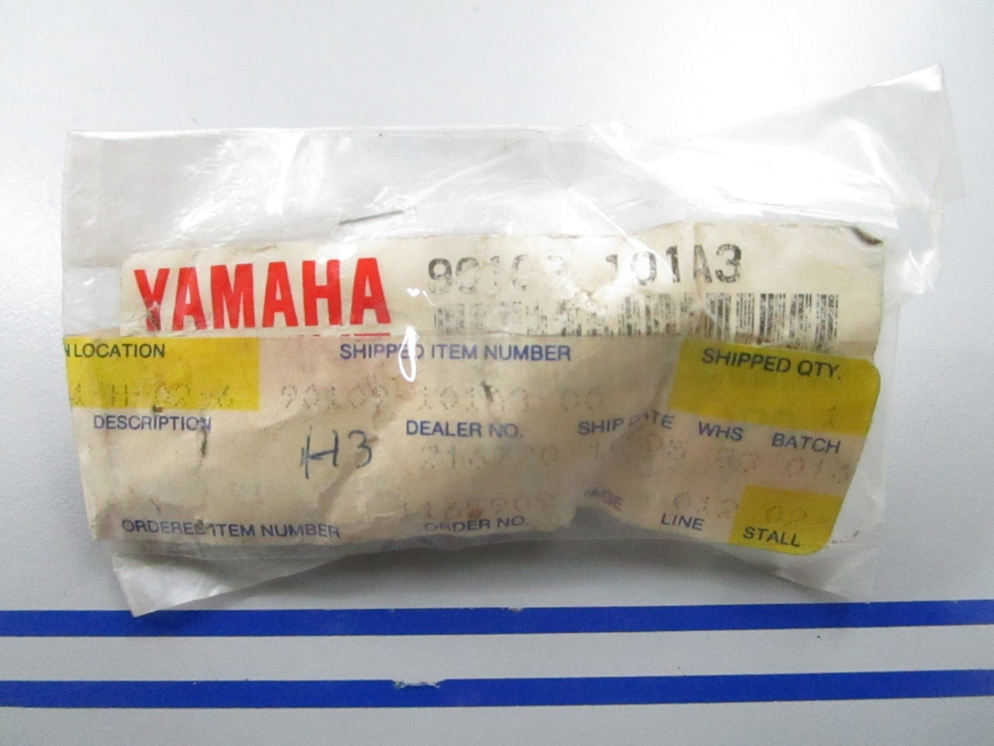 *NEW OEM* 0810 Yamaha Bolt 90109-101A3-00