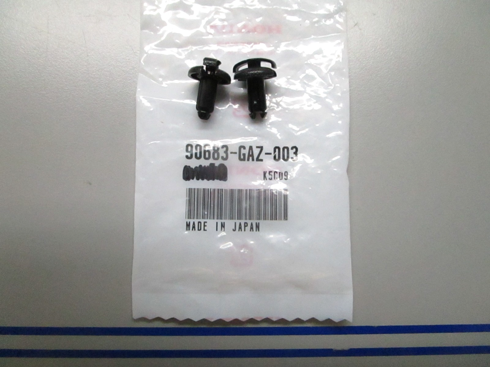 *NEW OEM* (LOT OF 2) 0810 Honda Trim Clip 90683-GAZ-003