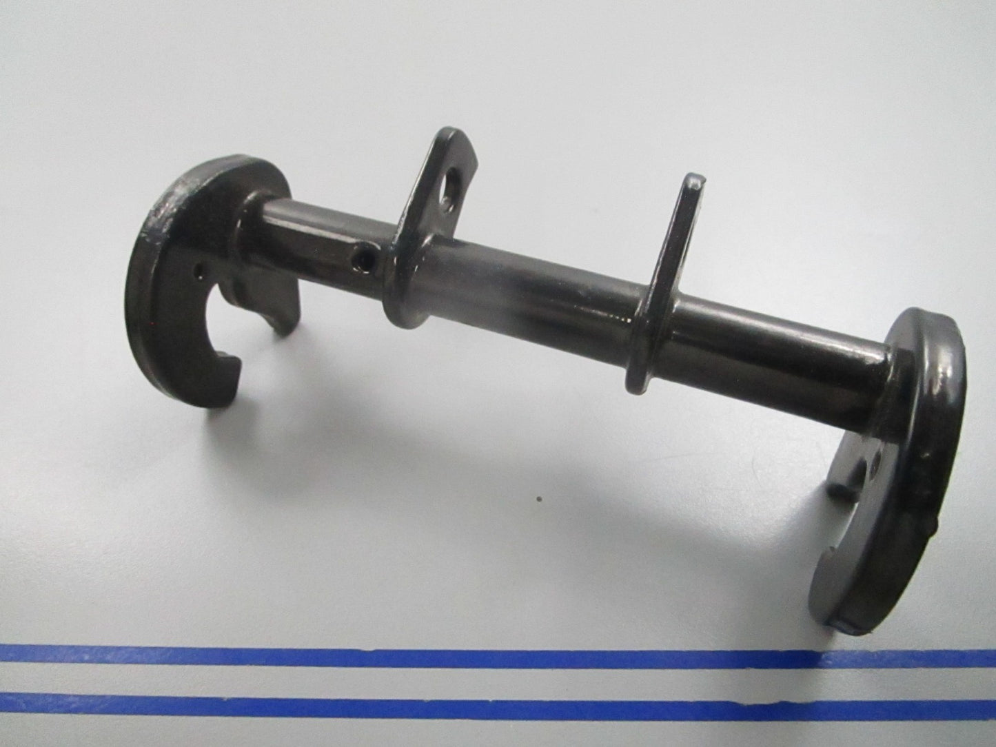 NEW OEM 70690 Mercury Quicksilver Lock Hook Assembly 0810