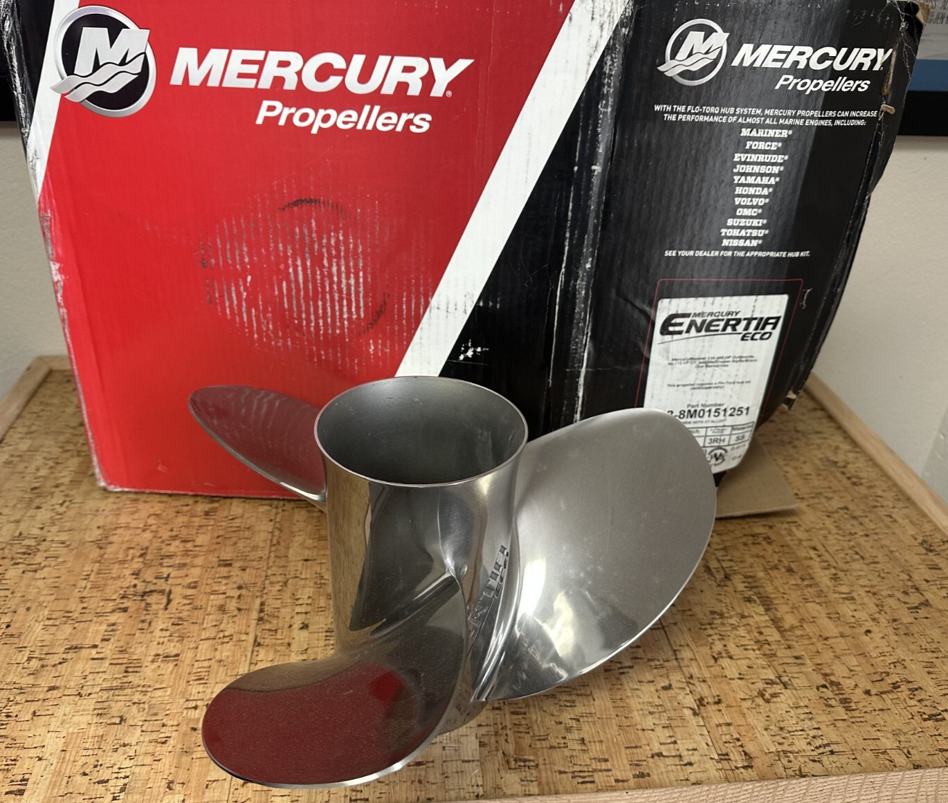 *NEW OEM* 0720 Mercury Enertia Eco SS 3 Blade RH 16 x 17 Propeller 48-8M0151251