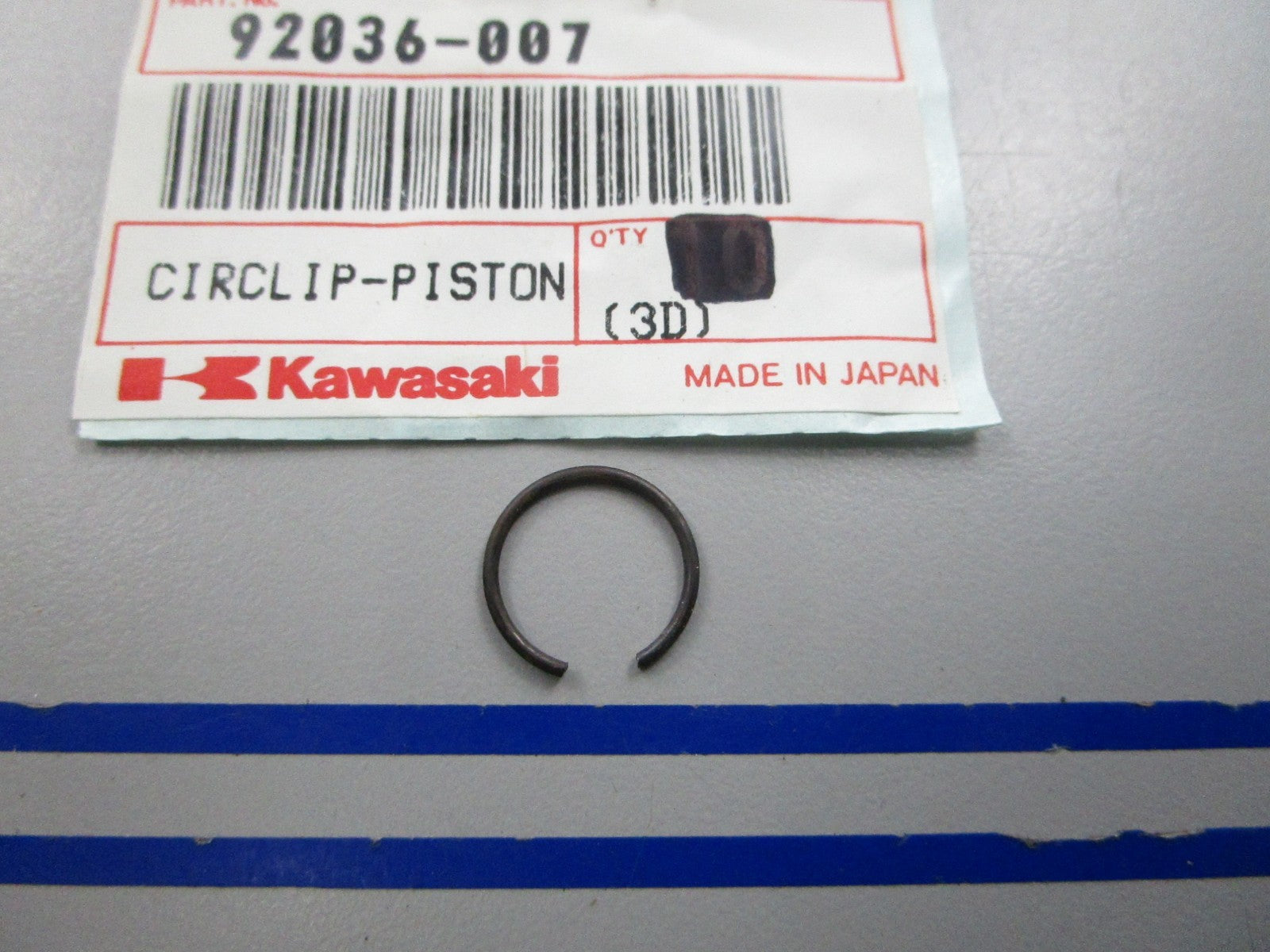 NEW OEM 92036-007 Kawasaki Piston Circlip 0810
