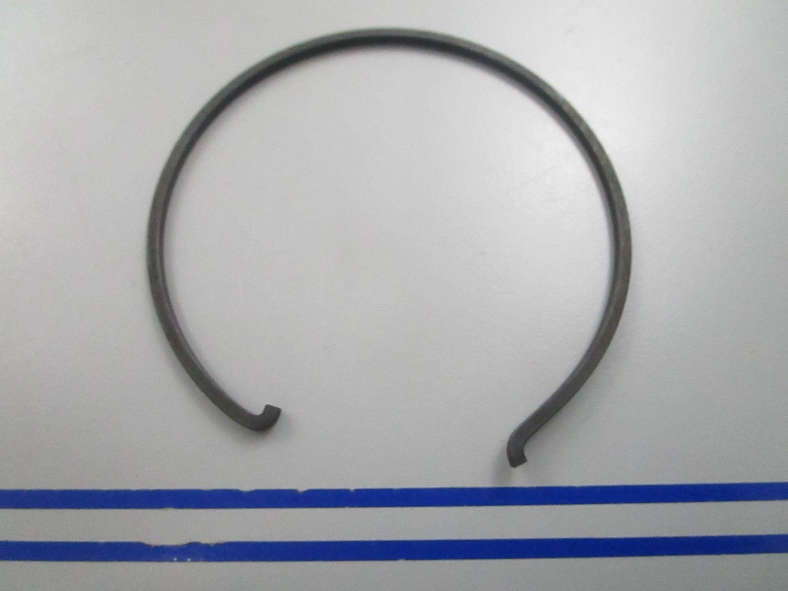 NEW OEM 073981-003 Crown Retainer Square Wire 0810