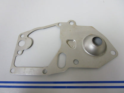 *NEW OEM* 0810 OMC Johnson Evinrude Baffle 304589 0304589