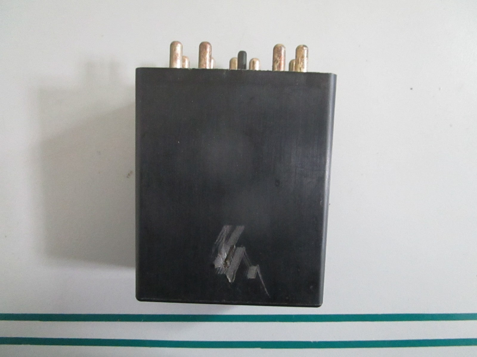 NEW OEM 0025451205 Mercedes-Benz Compressor Relay 0820
