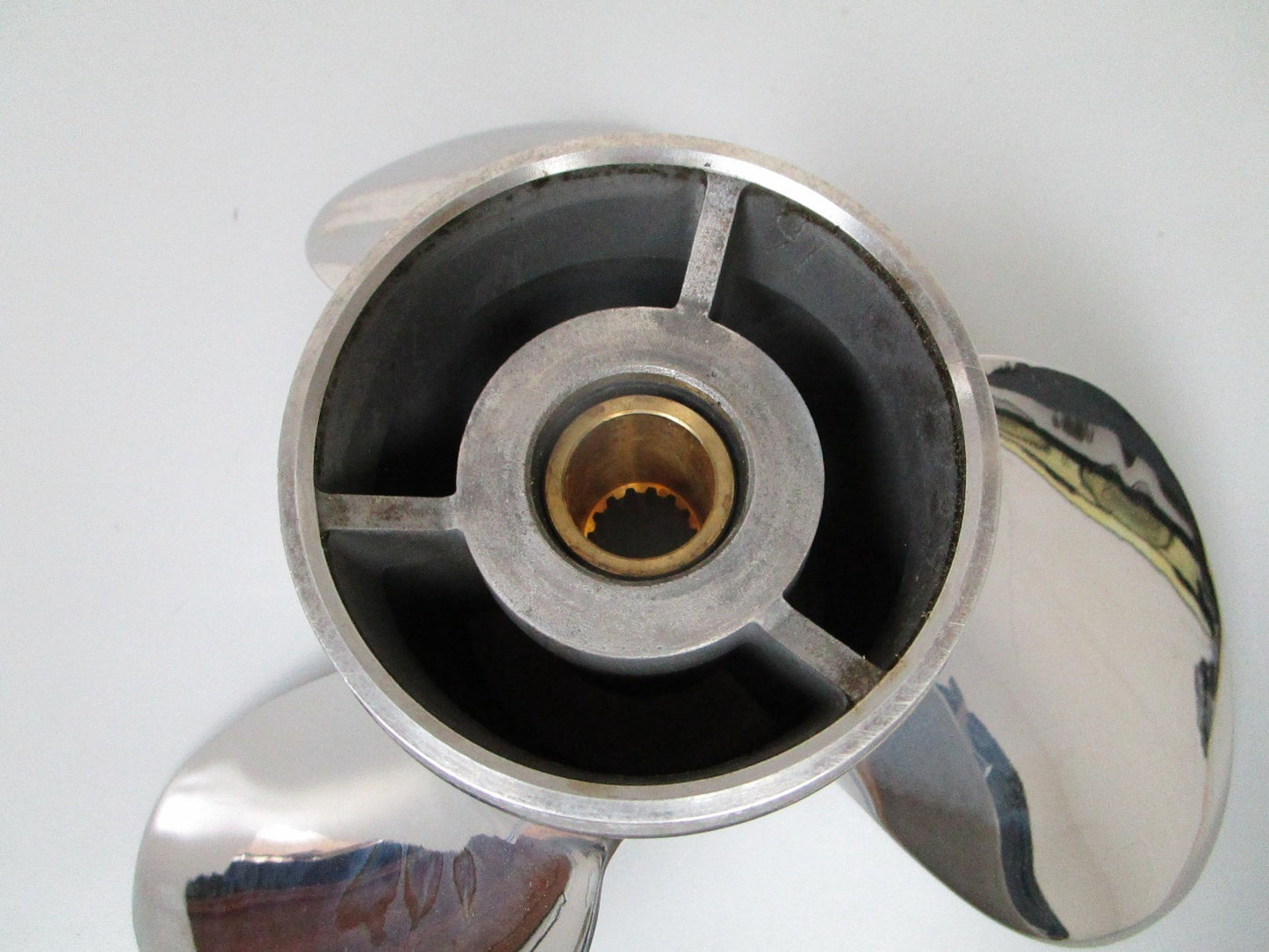 *NEW OEM* 0720 Yamaha 3 Blade Stainless Steel 14 ½ x 21 Propeller 66K-45976-B0